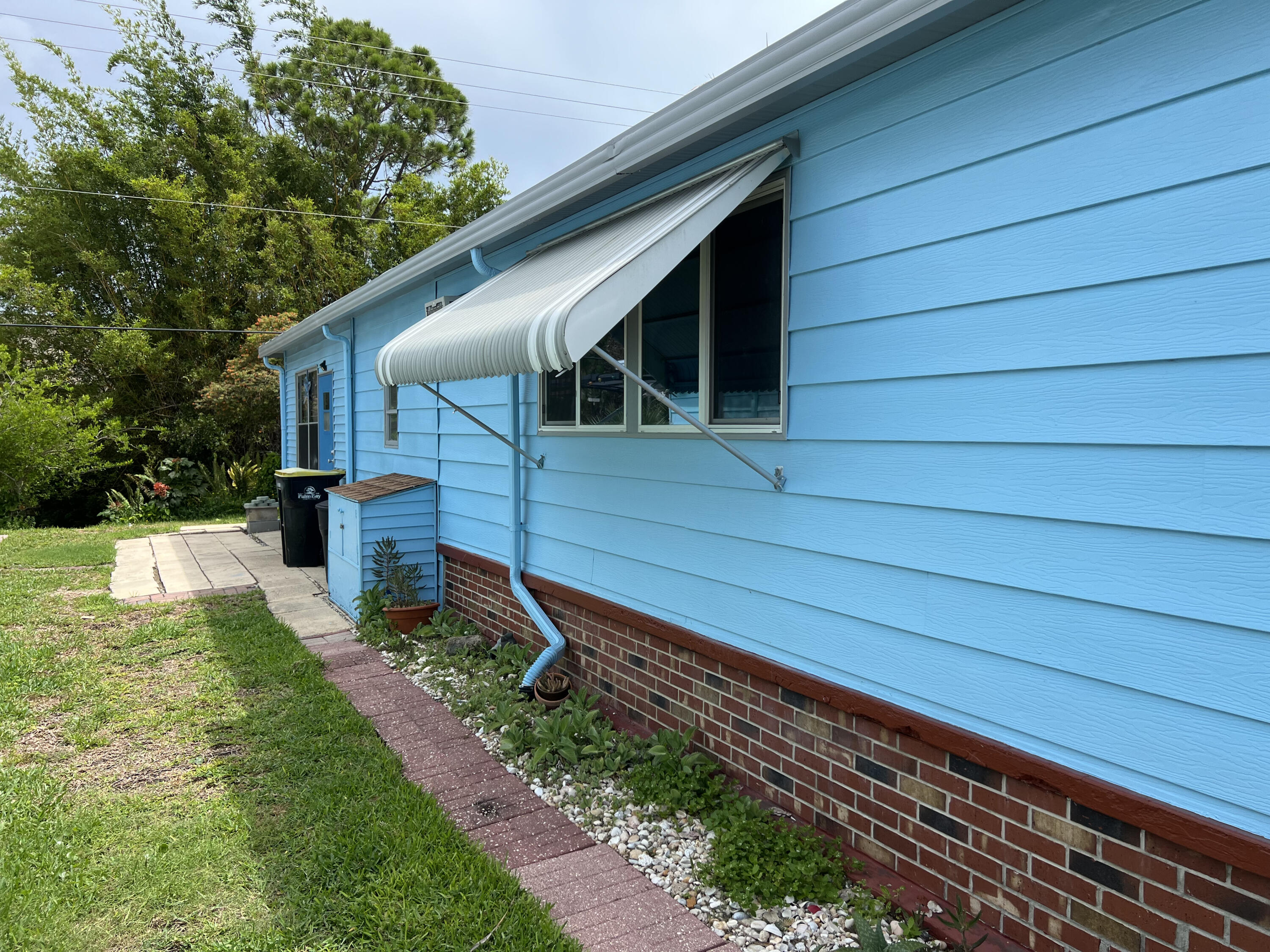 2315 Coconut Palm Drive Palm Bay, FL 32905 - Photo 25 of 27 IMG_6479