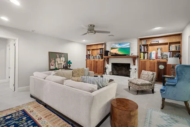 $735,000 | 1012 West 11th Avenue, Covington, LA 70433