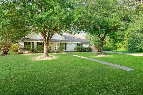 $699,999 | 1012 West 11th Avenue, Covington, LA 70433