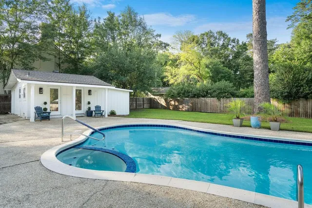 $735,000 | 1012 West 11th Avenue, Covington, LA 70433