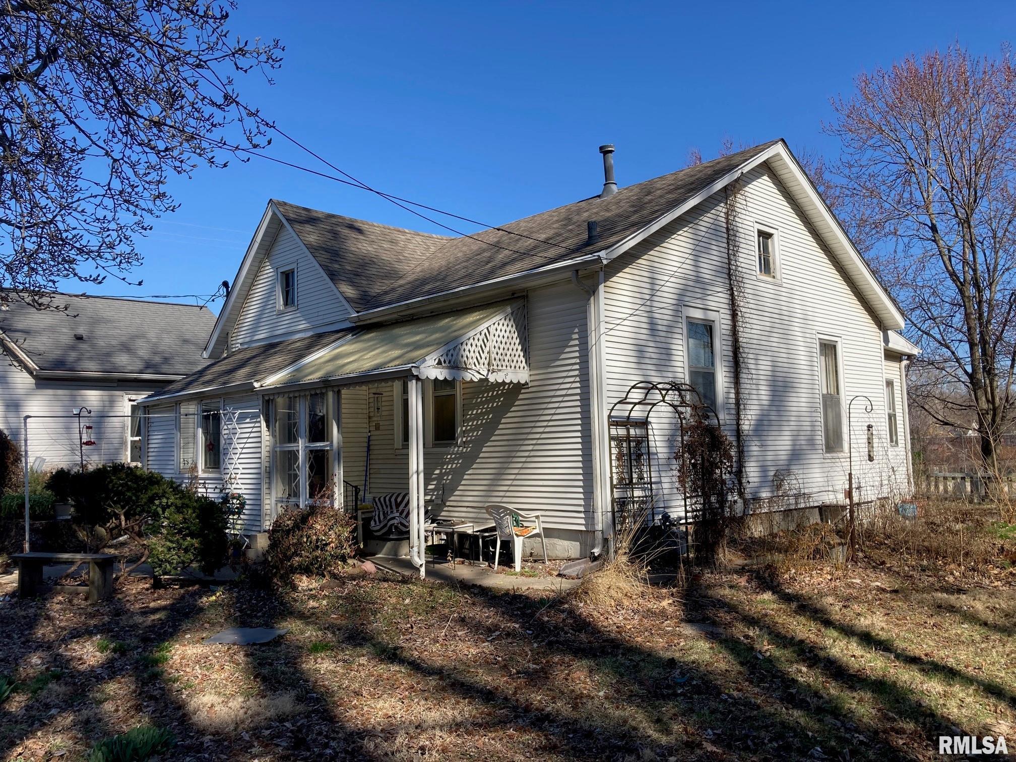 1203 South 9th Street Springfield, IL 62703 - Photo 2 of 27