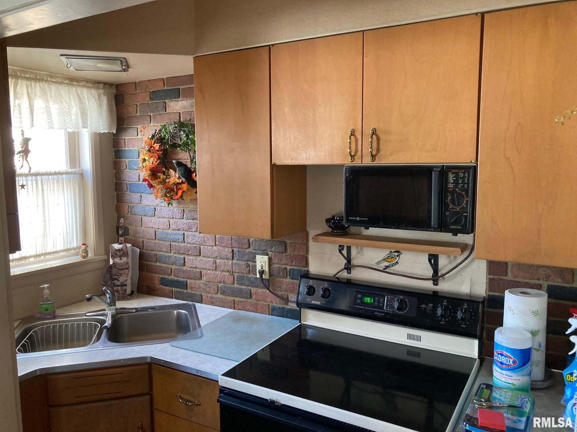 1203 South 9th Street Springfield, IL 62703 - Photo 7 of 27