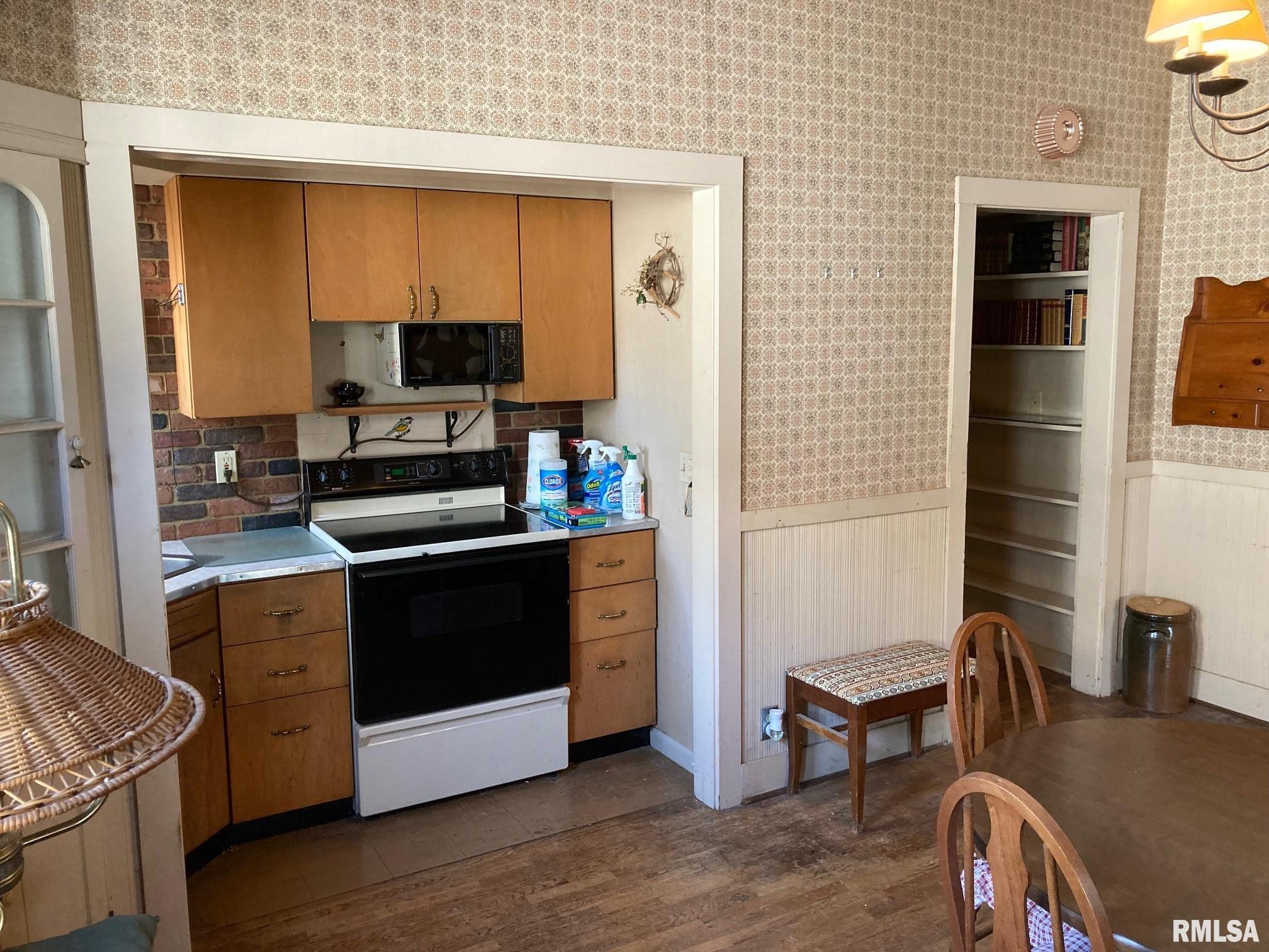 1203 South 9th Street Springfield, IL 62703 - Photo 8 of 27