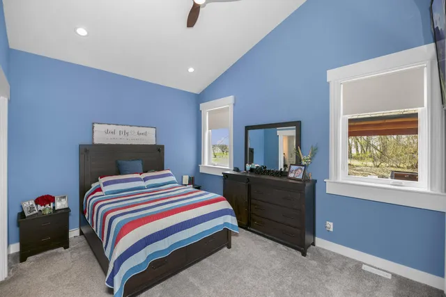 $789,000 | 21373 Sail Bay Drive, Cassopolis, MI 49031