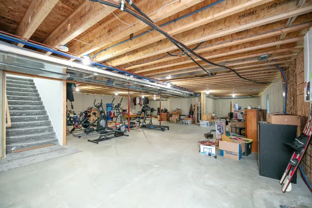 $789,000 | 21373 Sail Bay Drive, Cassopolis, MI 49031