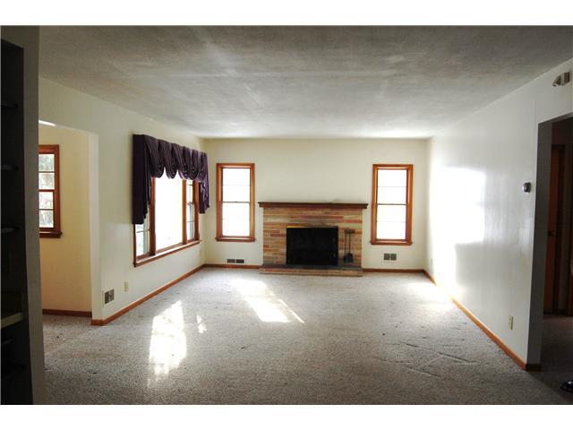 521 East Johnstown Road Columbus, OH 43230 - Photo 2 of 6