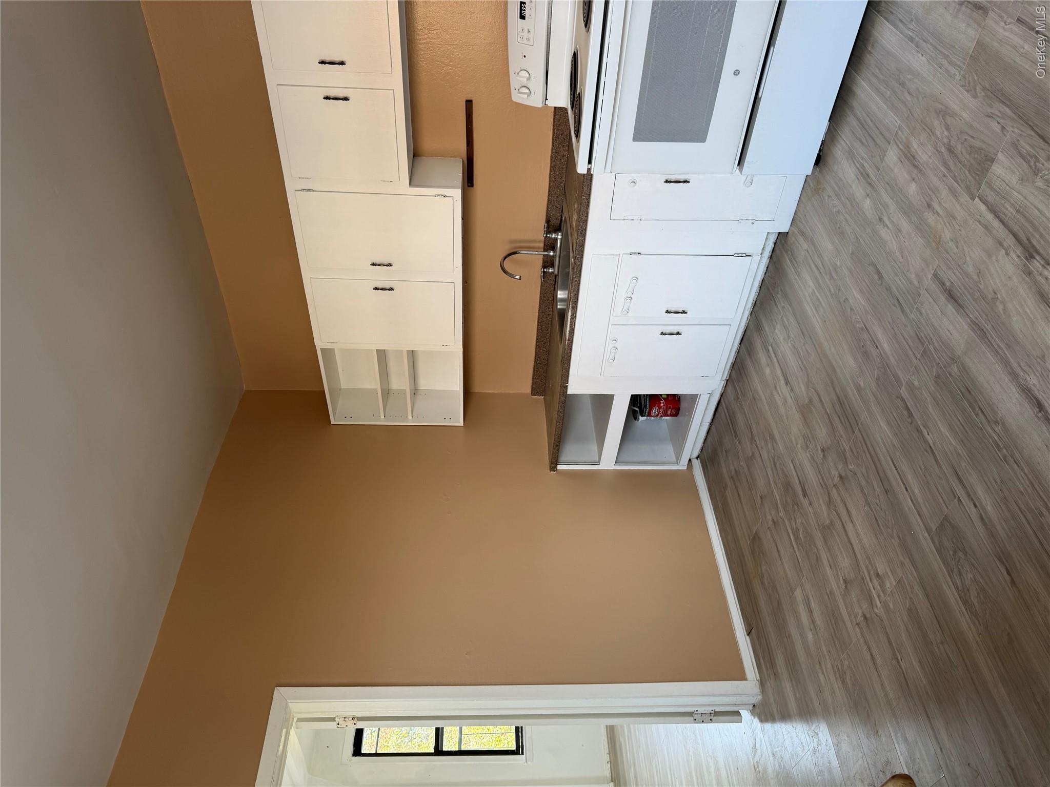 27 1st Street, Unit 3 New Rochelle, NY 10801 - Photo 5 of 5 Gallery Image 5