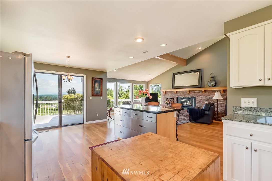 2573 Mountain View Road Ferndale, WA 98248 - Photo 4 of 25