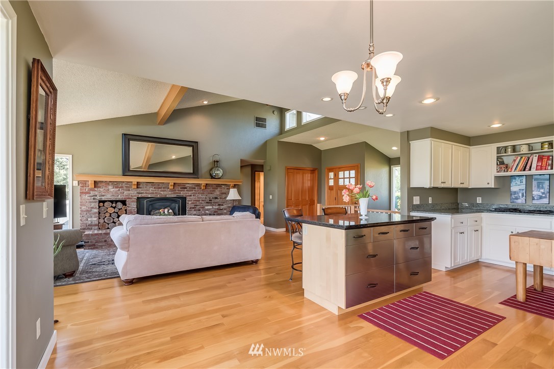 2573 Mountain View Road Ferndale, WA 98248 - Photo 6 of 25