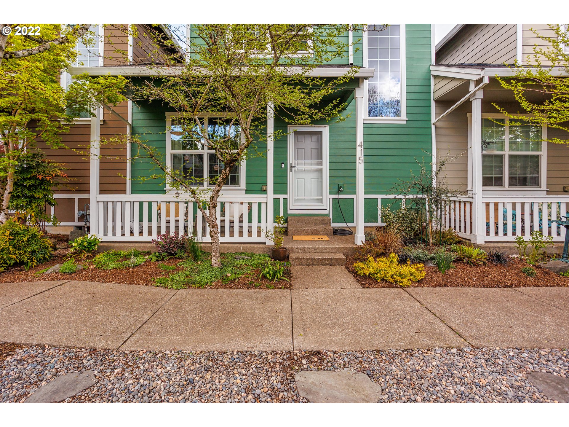 415 Northeast Suttle Street Portland, OR 97211 - Photo 2 of 21 Gallery Image 2