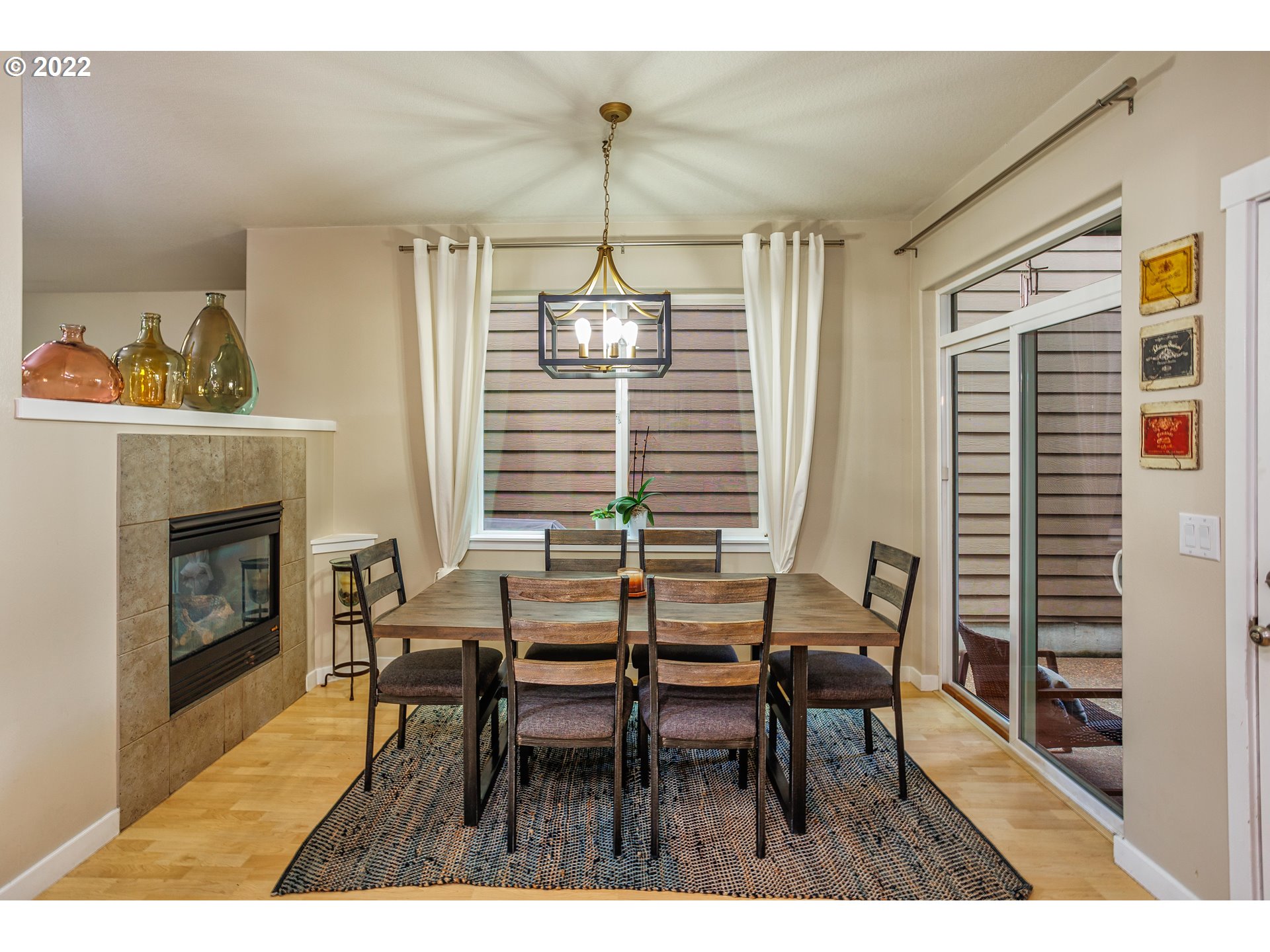 415 Northeast Suttle Street Portland, OR 97211 - Photo 7 of 21 Gallery Image 7