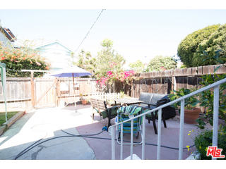 52 Ozone Avenue Venice, CA 90291 - Photo 24 of 46