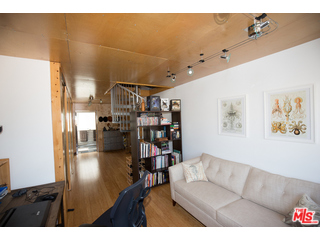 52 Ozone Avenue Venice, CA 90291 - Photo 36 of 46