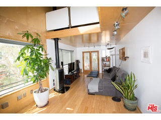 52 Ozone Avenue Venice, CA 90291 - Photo 41 of 46