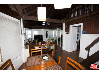 52 Ozone Avenue Venice, CA 90291 - Photo 6 of 46