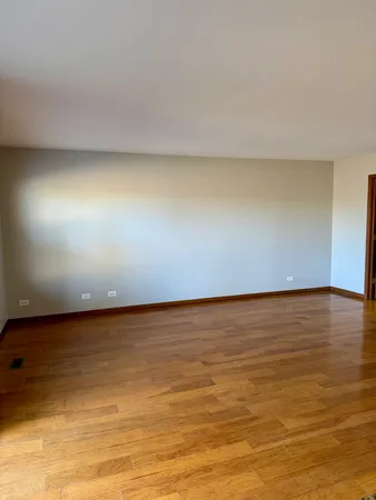 $2,500 | 2929 Caldwell Lane, Geneva, IL 60134