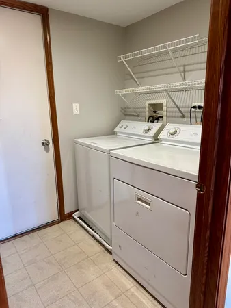 $2,500 | 2929 Caldwell Lane, Geneva, IL 60134