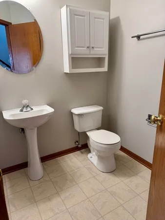 $2,500 | 2929 Caldwell Lane, Geneva, IL 60134