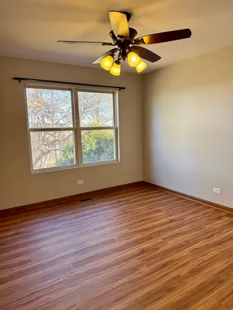 $2,500 | 2929 Caldwell Lane, Geneva, IL 60134