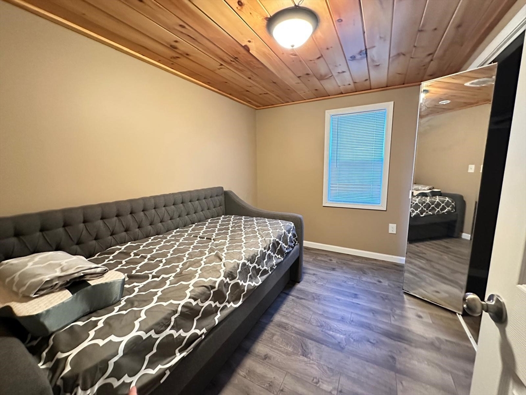 46 Kelley Street Three Rivers, MA 01080 - Photo 5 of 17