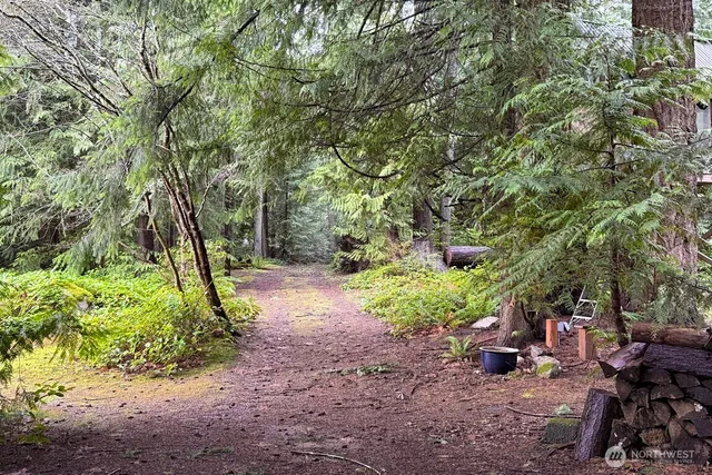 $5,900 | 23418 Northeast Union Hill Road, Unit R, Redmond, WA 98053