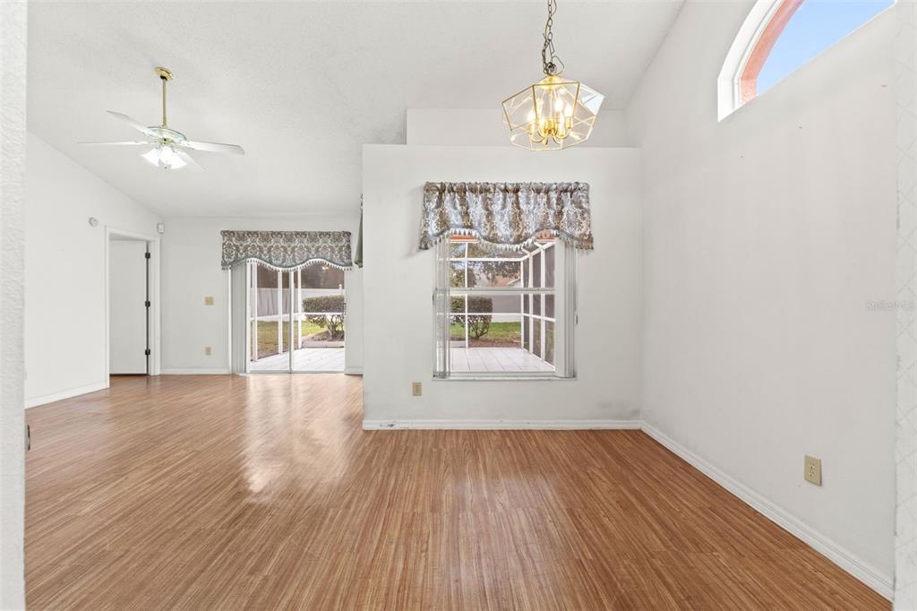 13504 Fawn Ridge Boulevard Tampa, FL 33626 - Photo 16 of 47