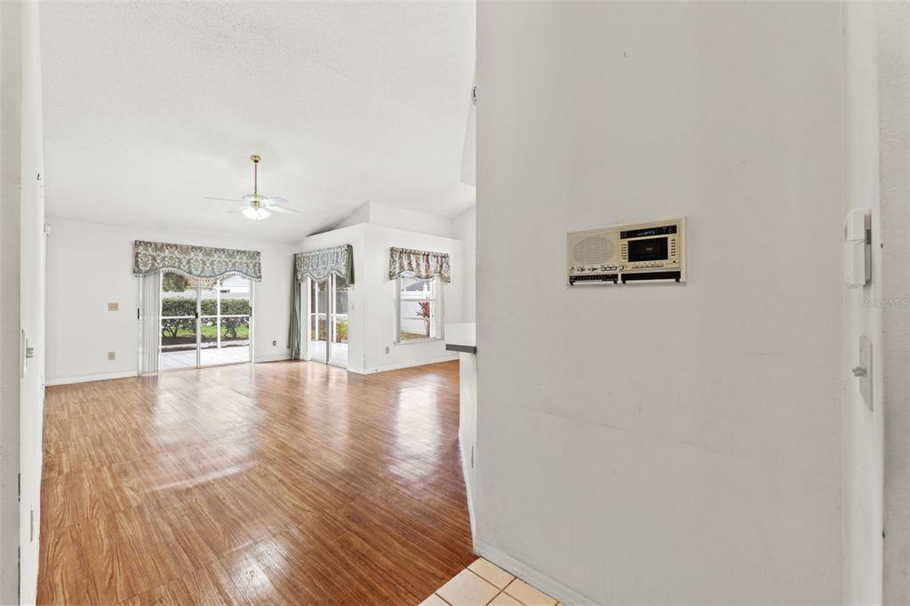 13504 Fawn Ridge Boulevard Tampa, FL 33626 - Photo 7 of 47