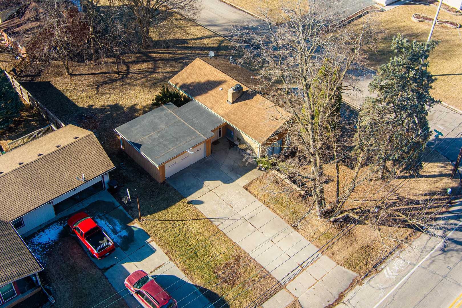 3432 Huffman Boulevard Rockford, IL 61103 - Photo 2 of 32 an aerial view of a house with a yard