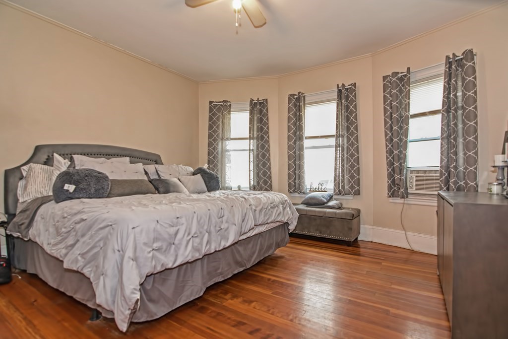 42 Sea Street Everett, MA 02149 - Photo 15 of 20