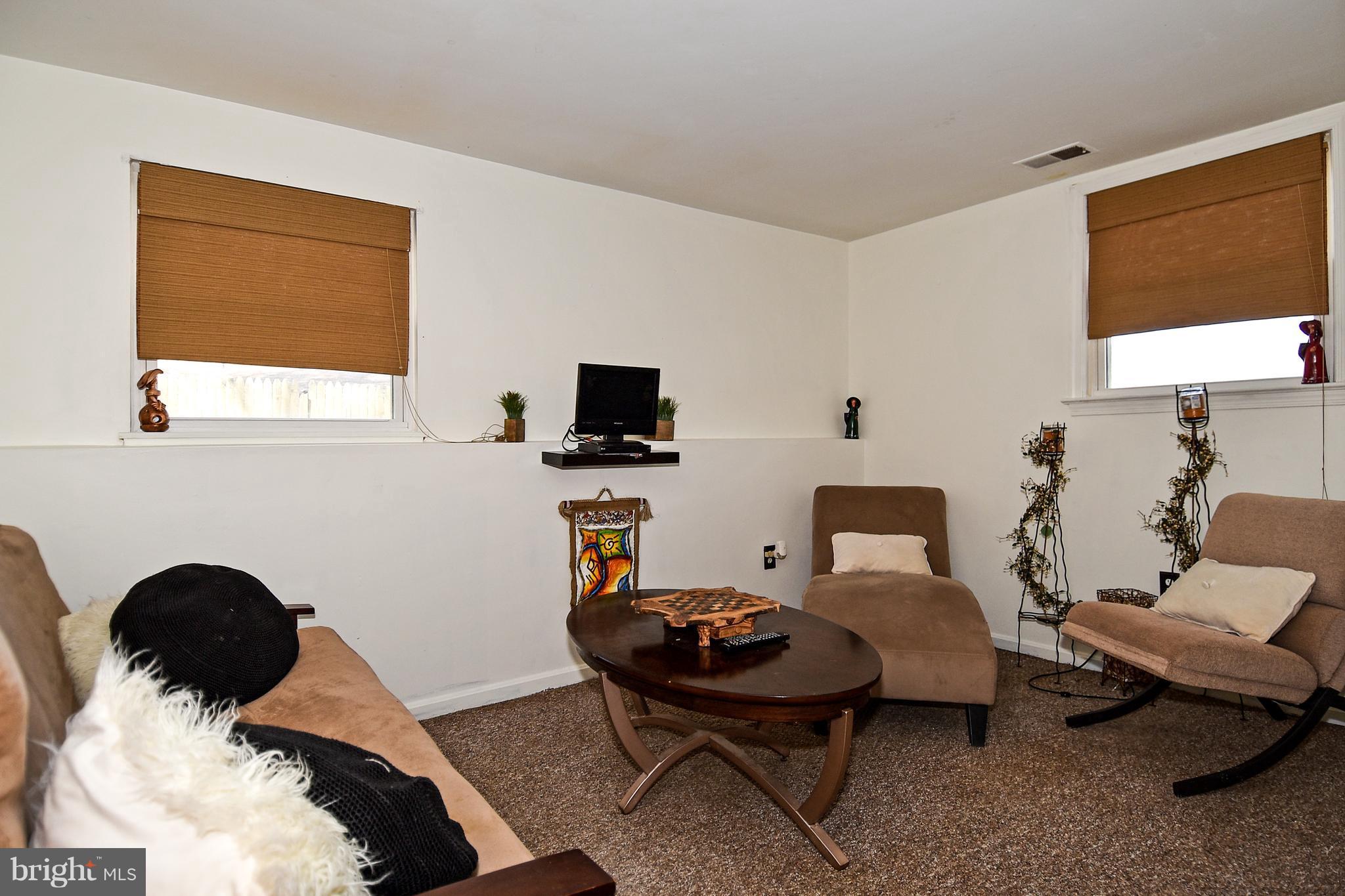 12917 Sturbridge Road Woodbridge, VA 22192 - Photo 22 of 29 Bedroom #5 being used as a hidden sanctuary.