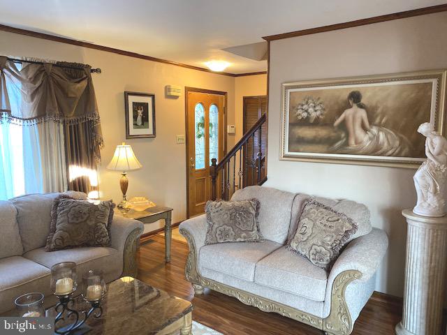 6 Palomar Road Sewell, NJ 08080 - Photo 16 of 63 Living room