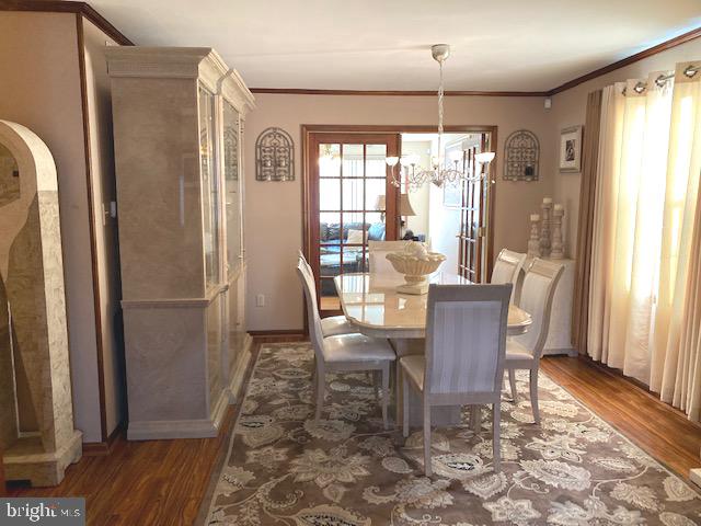6 Palomar Road Sewell, NJ 08080 - Photo 17 of 63 Dining room