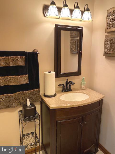6 Palomar Road Sewell, NJ 08080 - Photo 19 of 63 Half bath