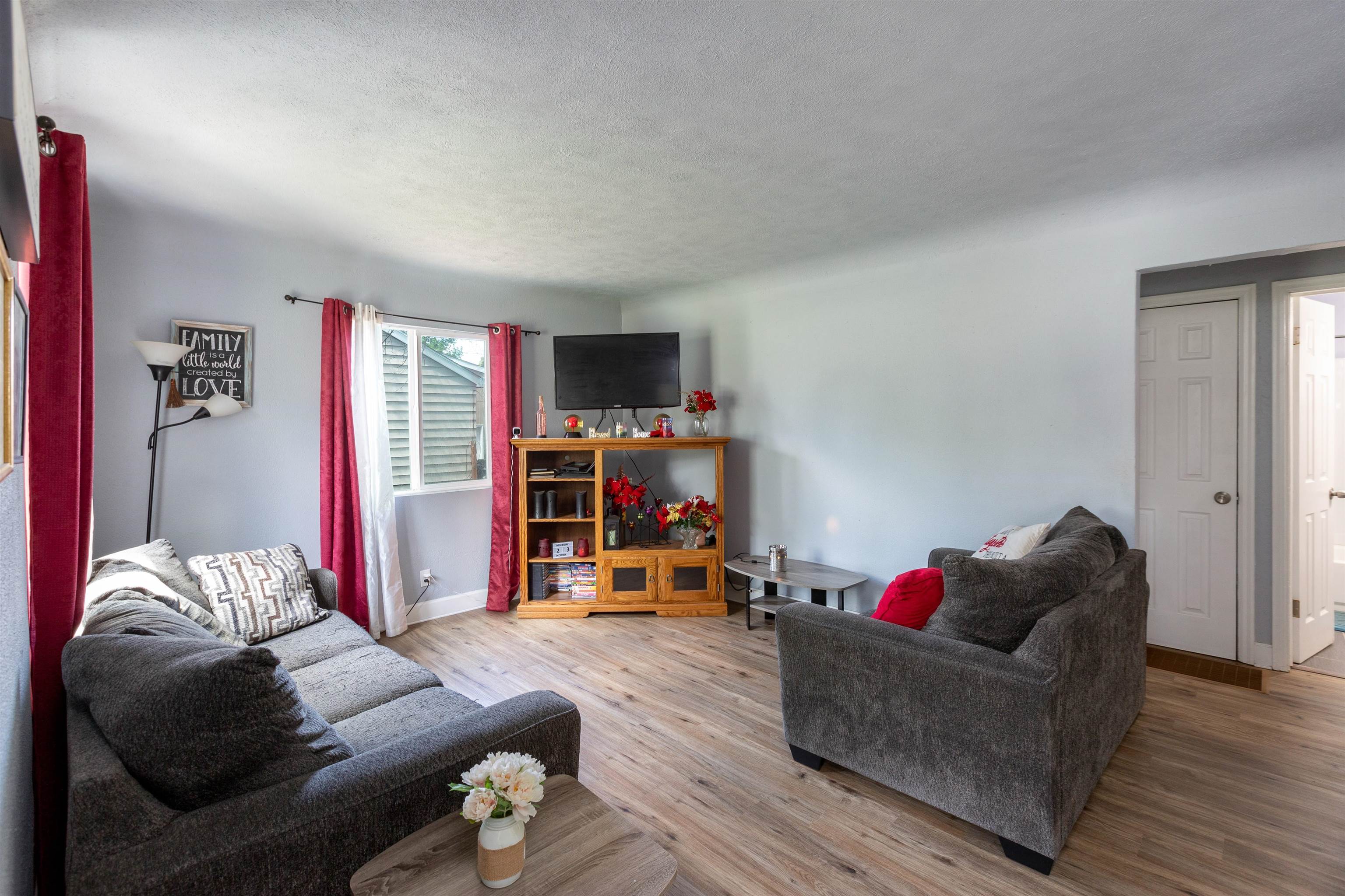 2809 East Mission Avenue Spokane, WA 99202 - Photo 4 of 18