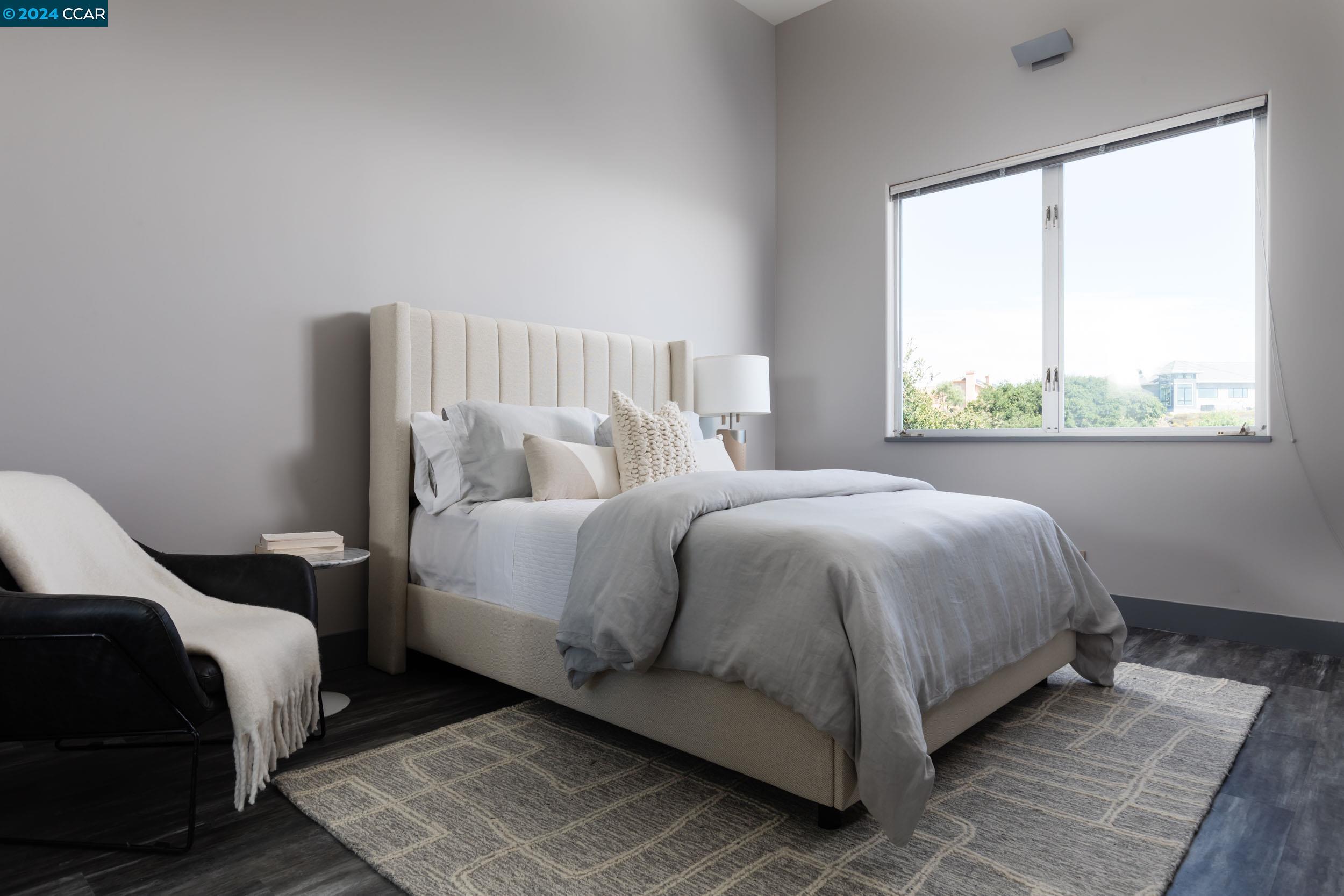 13367 Campus Drive Oakland, CA 94619 - Photo 33 of 60