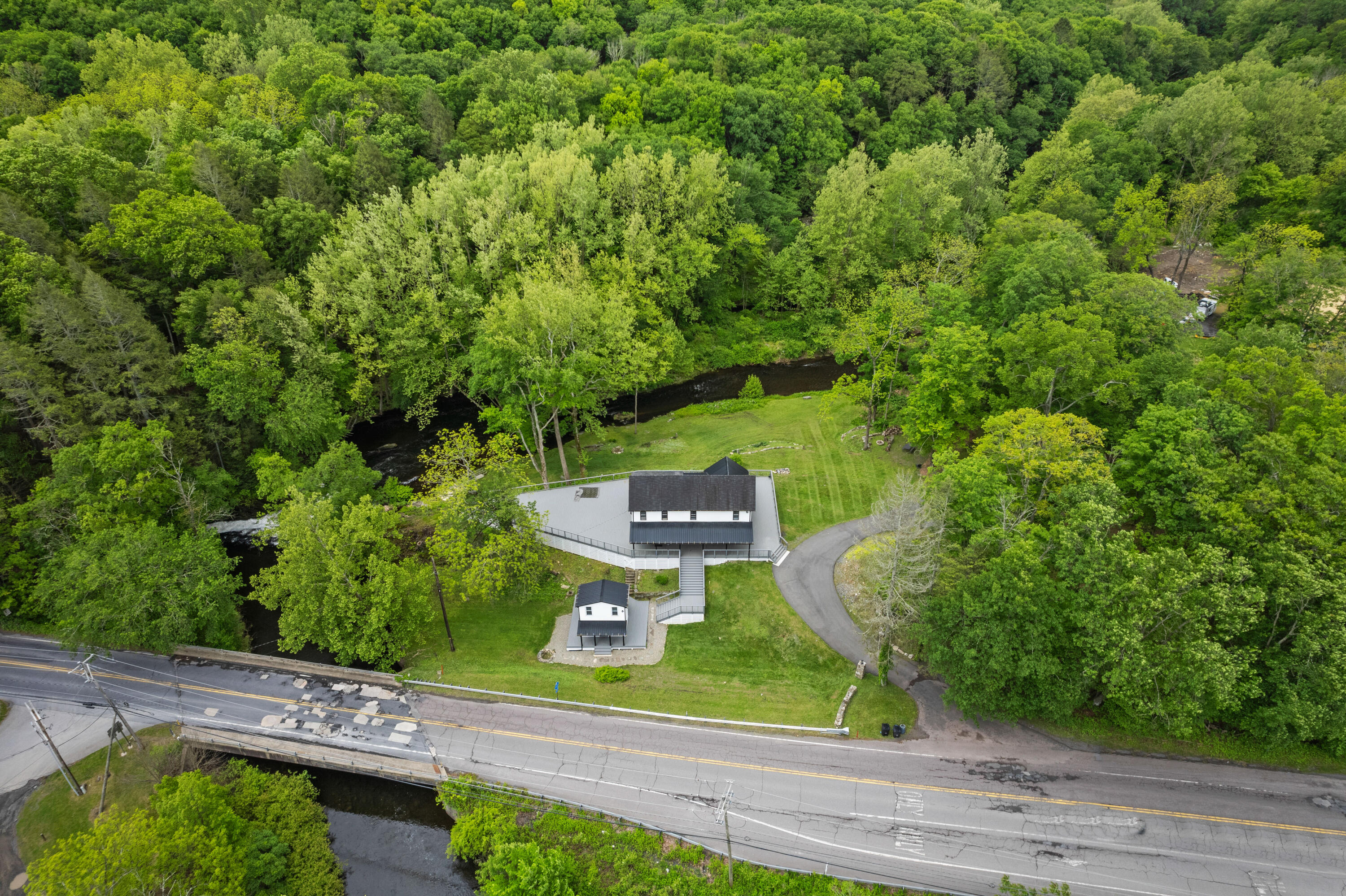 1104 Buttermilk Falls Road East Stroudsburg, PA 18301 - Photo 61 of 73 Drone (7)