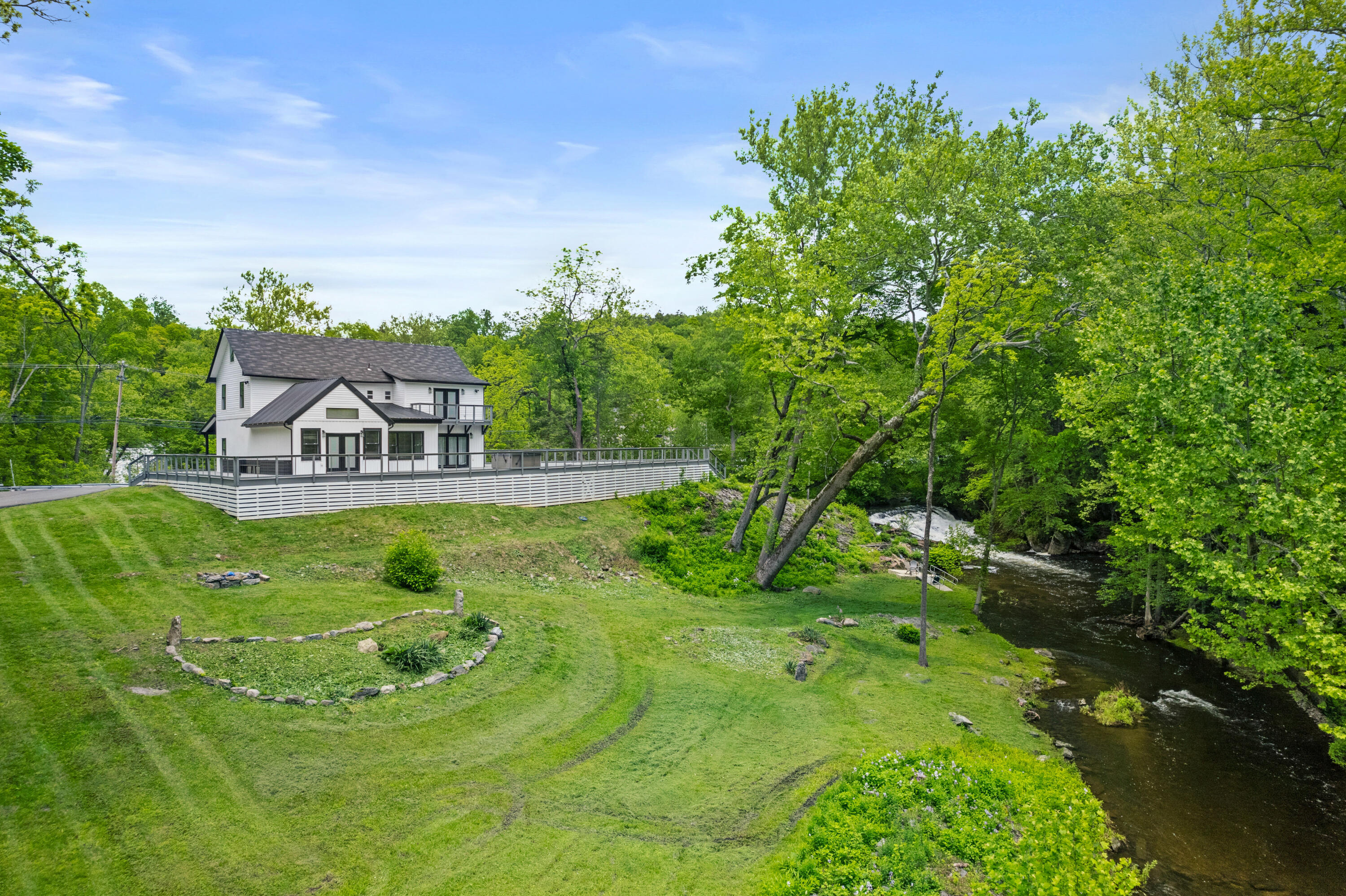 1104 Buttermilk Falls Road East Stroudsburg, PA 18301 - Photo 64 of 73 Drone (4)
