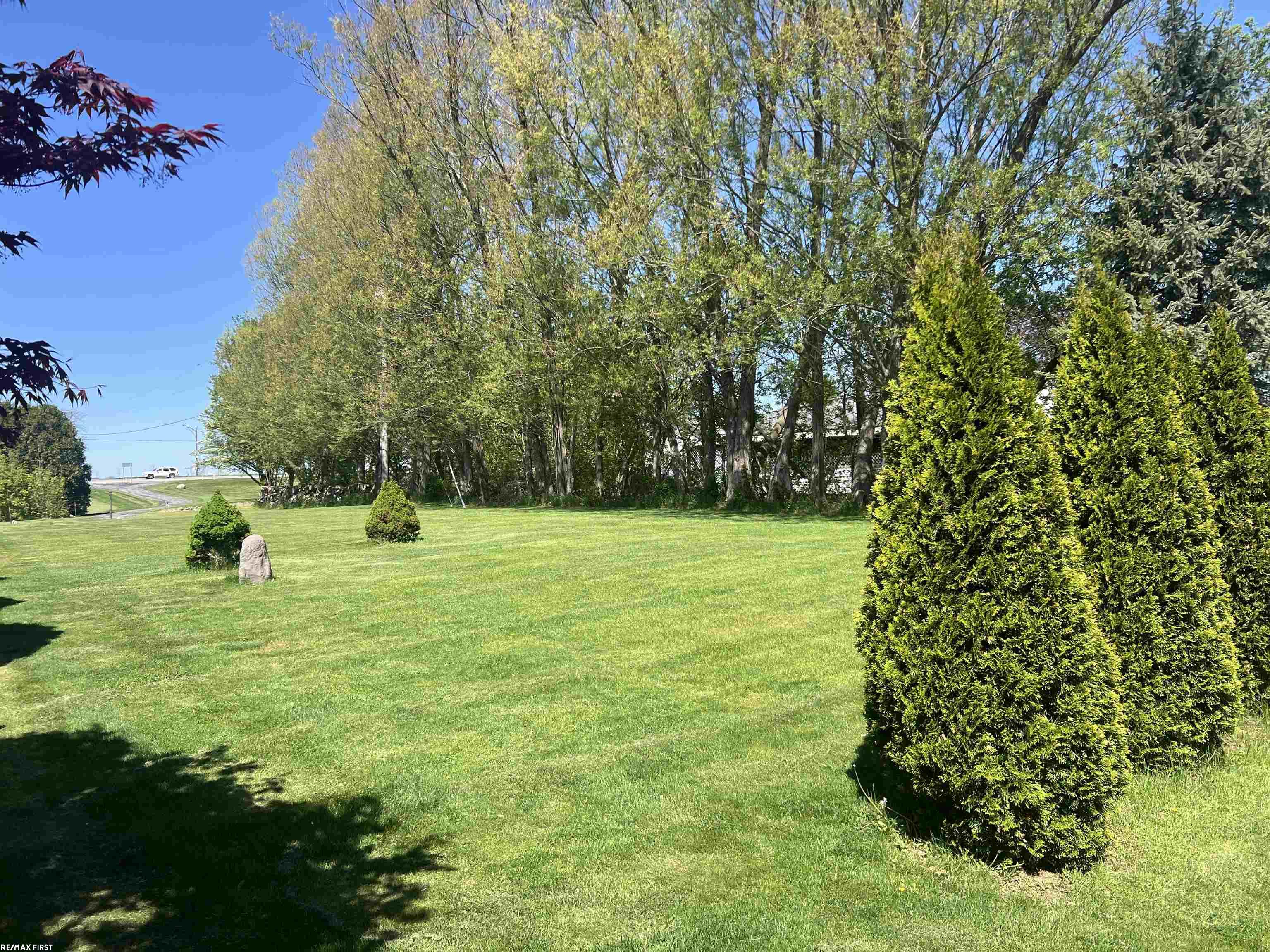75950 Memphis Ridge Road Richmond, MI 48062 - Photo 11 of 12 50174227-5560e3a3-701e-4f47-b8e3-fc5798204f3d.JPG