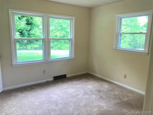 44080 Woodhurst Road, Unit 26 New London, NC 28127 - Photo 8 of 17 Gallery Image 8