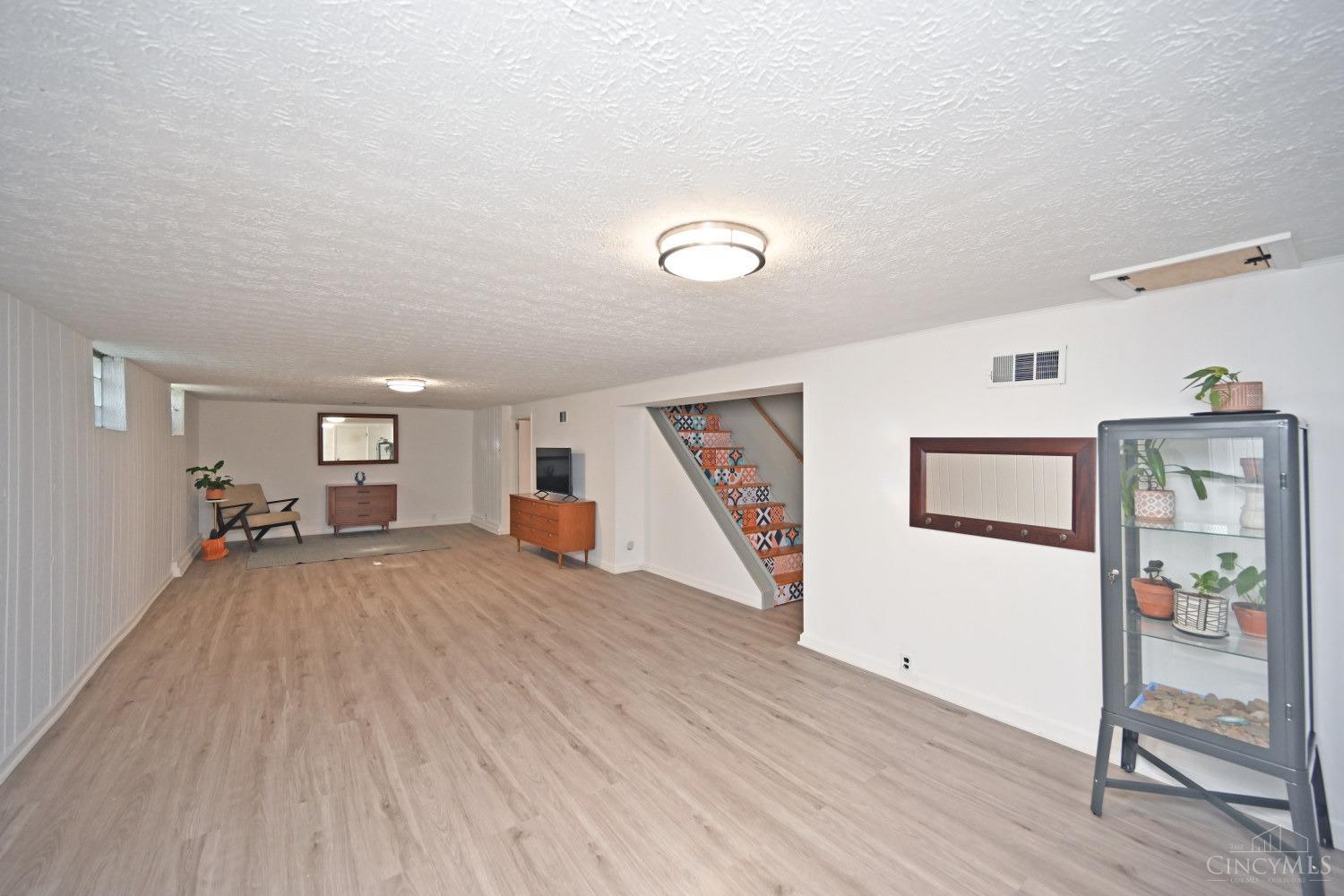 1736 Hunt Road Reading, OH 45215 - Photo 49 of 61 Gallery Image 49