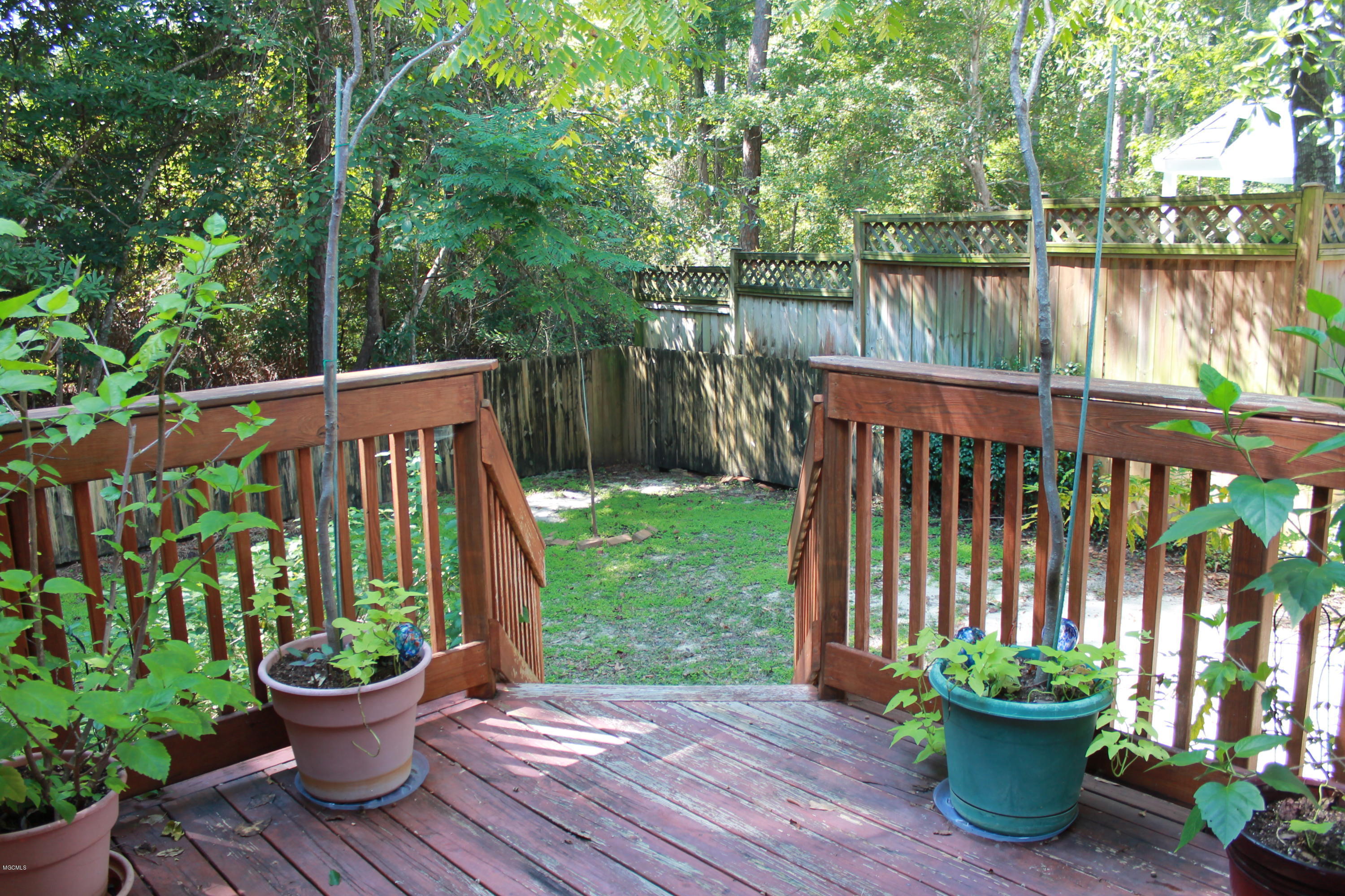 2535 Rue Palafox Biloxi, MS 39531 - Photo 11 of 13 Backyard