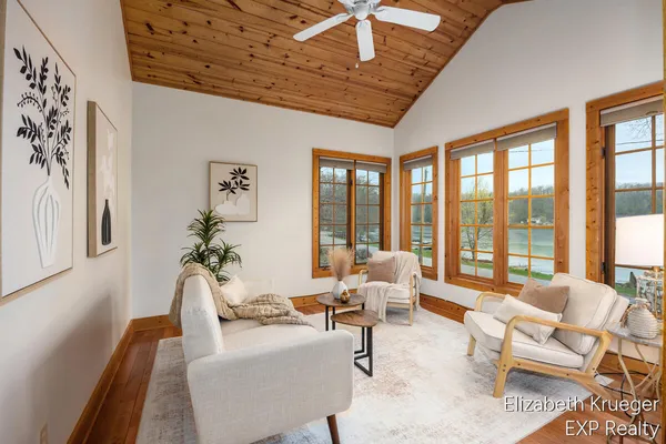 $650,000 | 5217 South Centerline Road, Newaygo, MI 49337