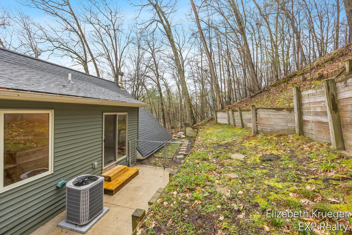5217 South Centerline Road Newaygo, MI 49337 - Photo 29 of 44 5217-South-Centerline_028