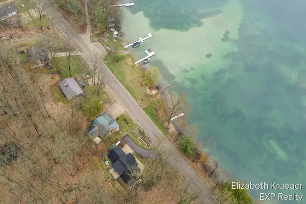 $650,000 | 5217 South Centerline Road, Newaygo, MI 49337