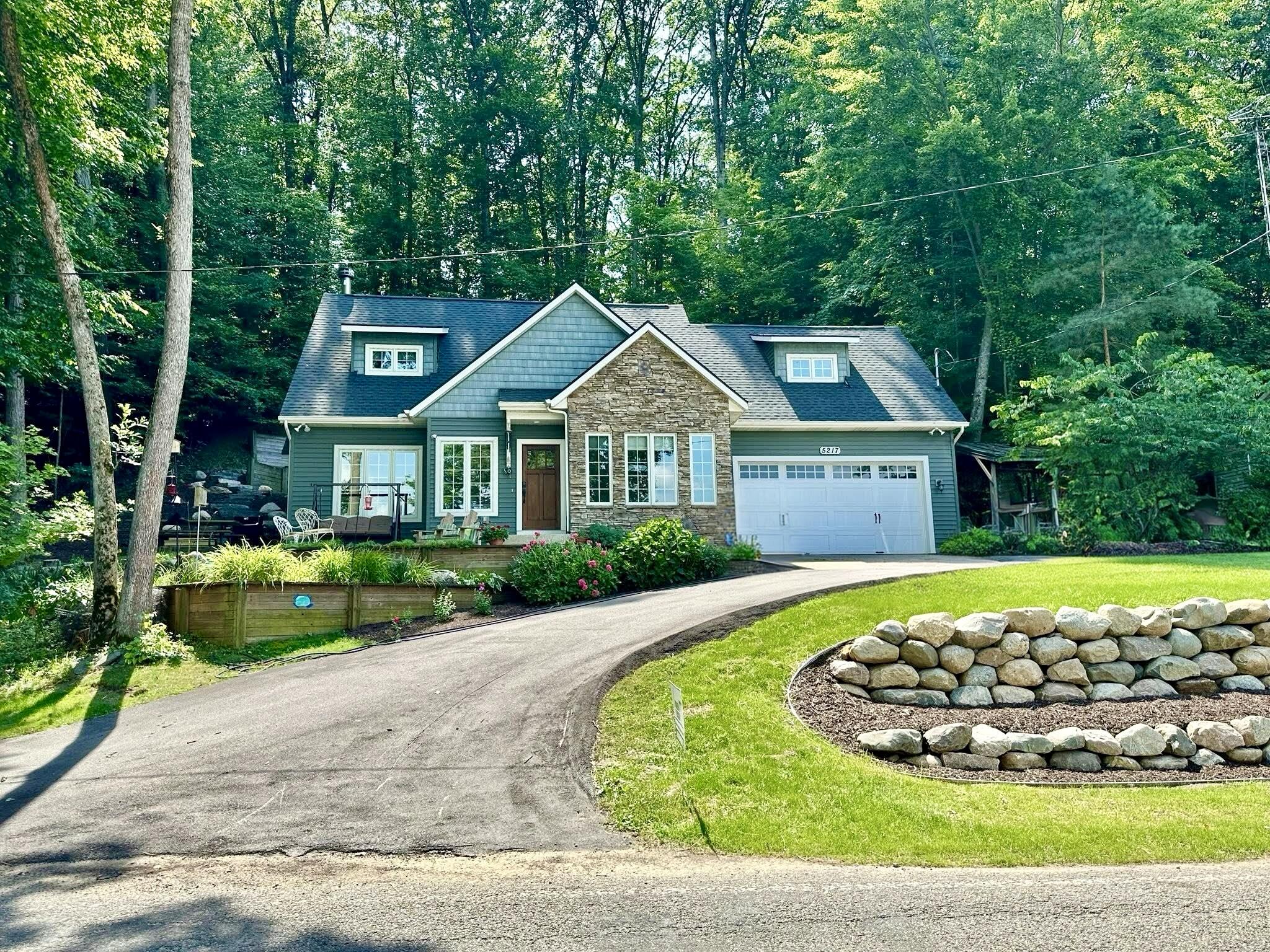 5217 South Centerline Road Newaygo, MI 49337 - Photo 36 of 44 IMG_3102