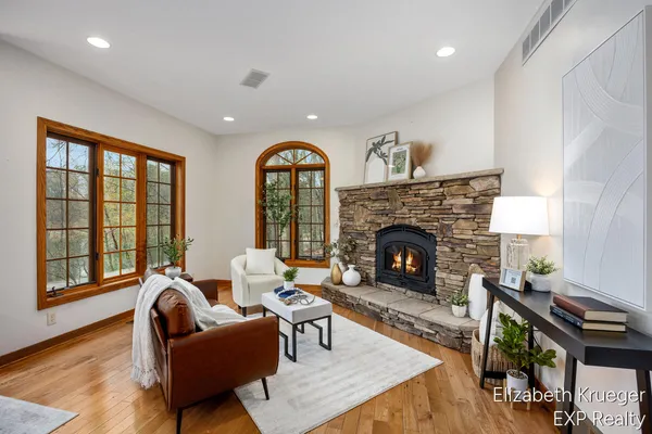 $650,000 | 5217 South Centerline Road, Newaygo, MI 49337