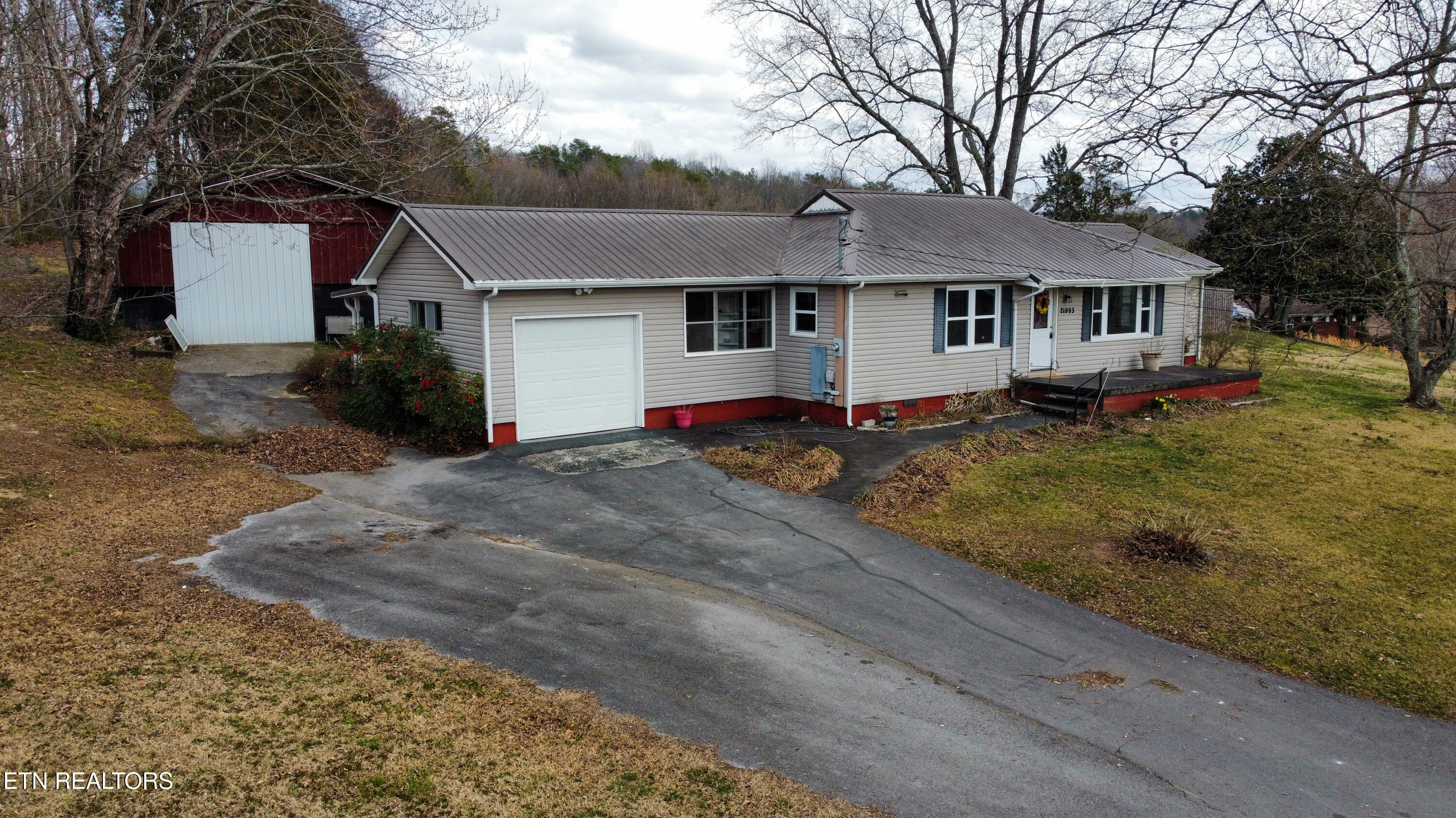 21993 Steekee Road Loudon, TN 37774 - Photo 2 of 26 dji_fly_20250304_143000_656_174111671598