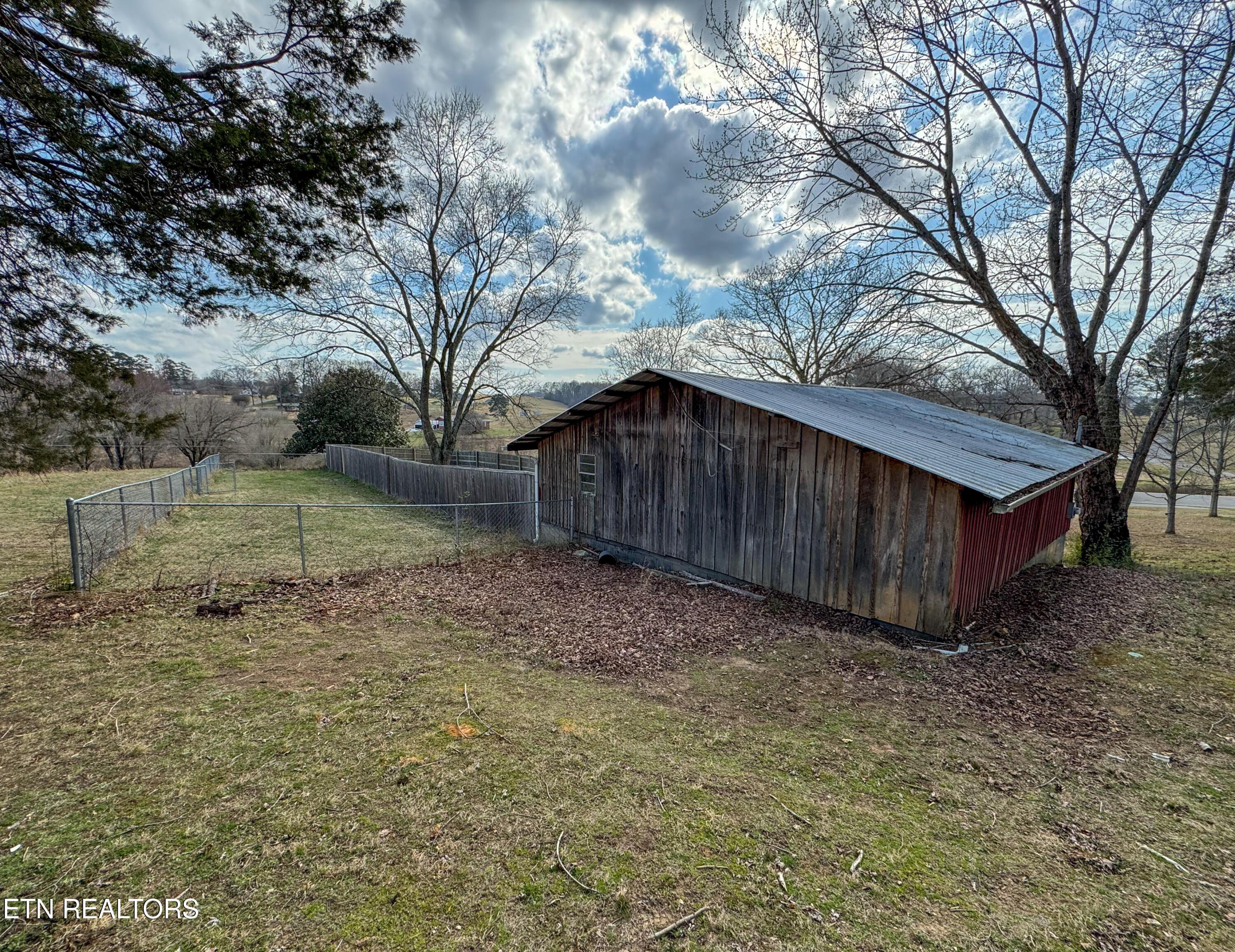 21993 Steekee Road Loudon, TN 37774 - Photo 10 of 26 IMG_0916