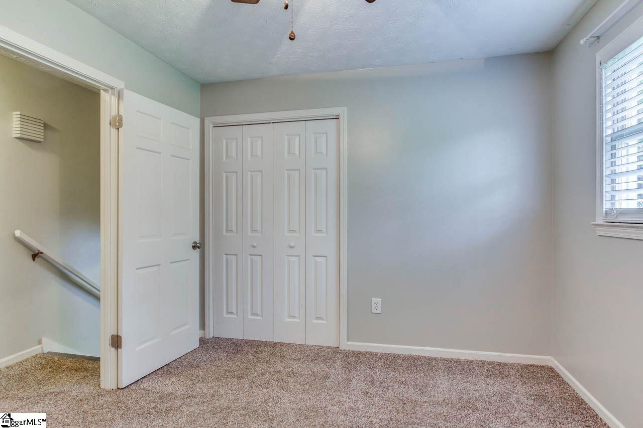 306 Timbrooke Way Easley, SC 29642 - Photo 14 of 36 Gallery Image 14