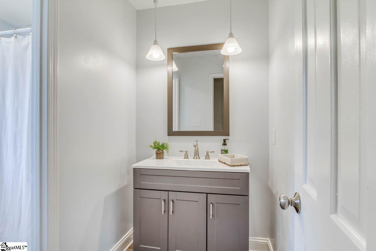 306 Timbrooke Way Easley, SC 29642 - Photo 16 of 36 Gallery Image 16